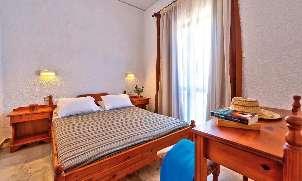 Lia Beachfront Apartments スタロス エクステリア 写真