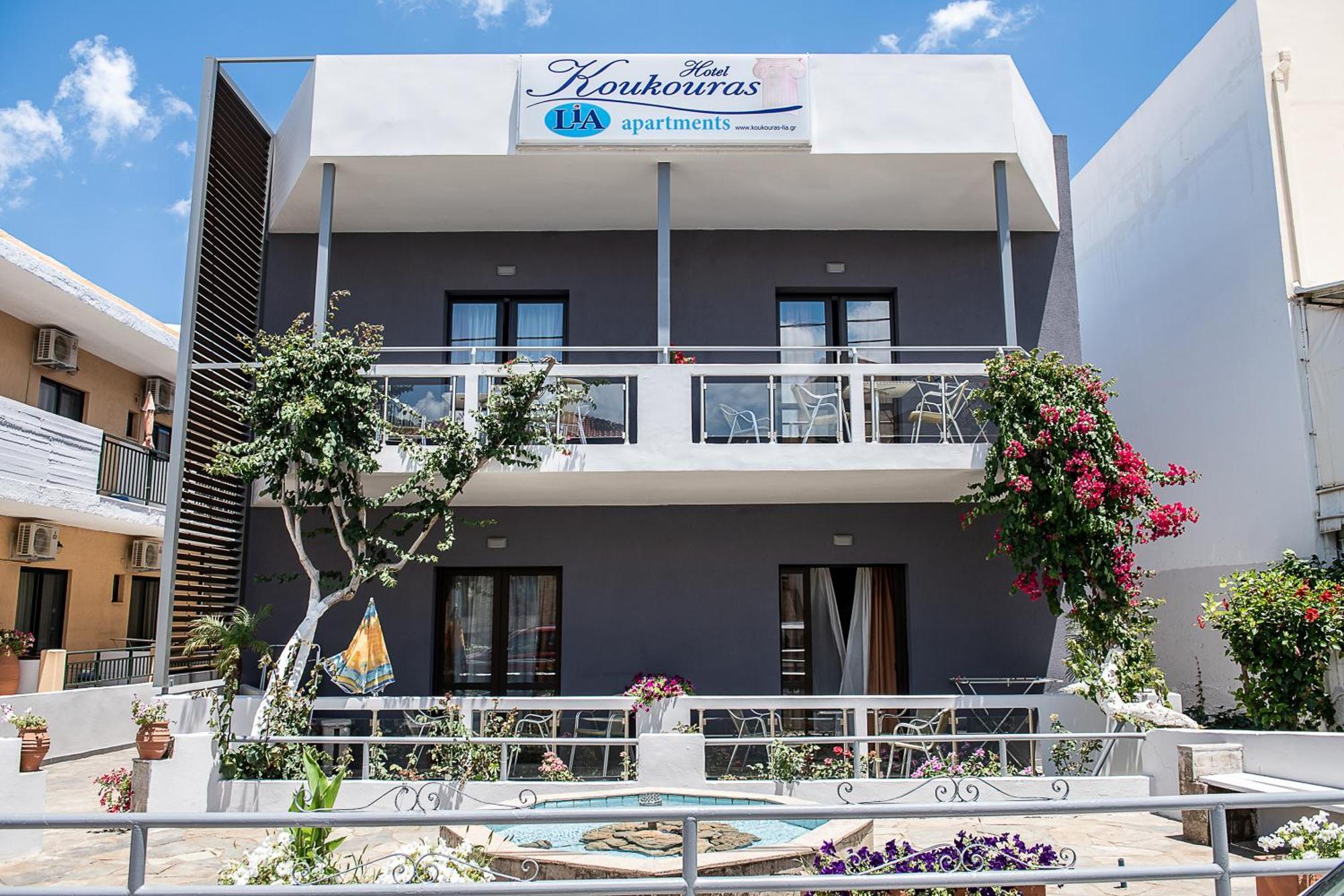 Lia Beachfront Apartments スタロス エクステリア 写真