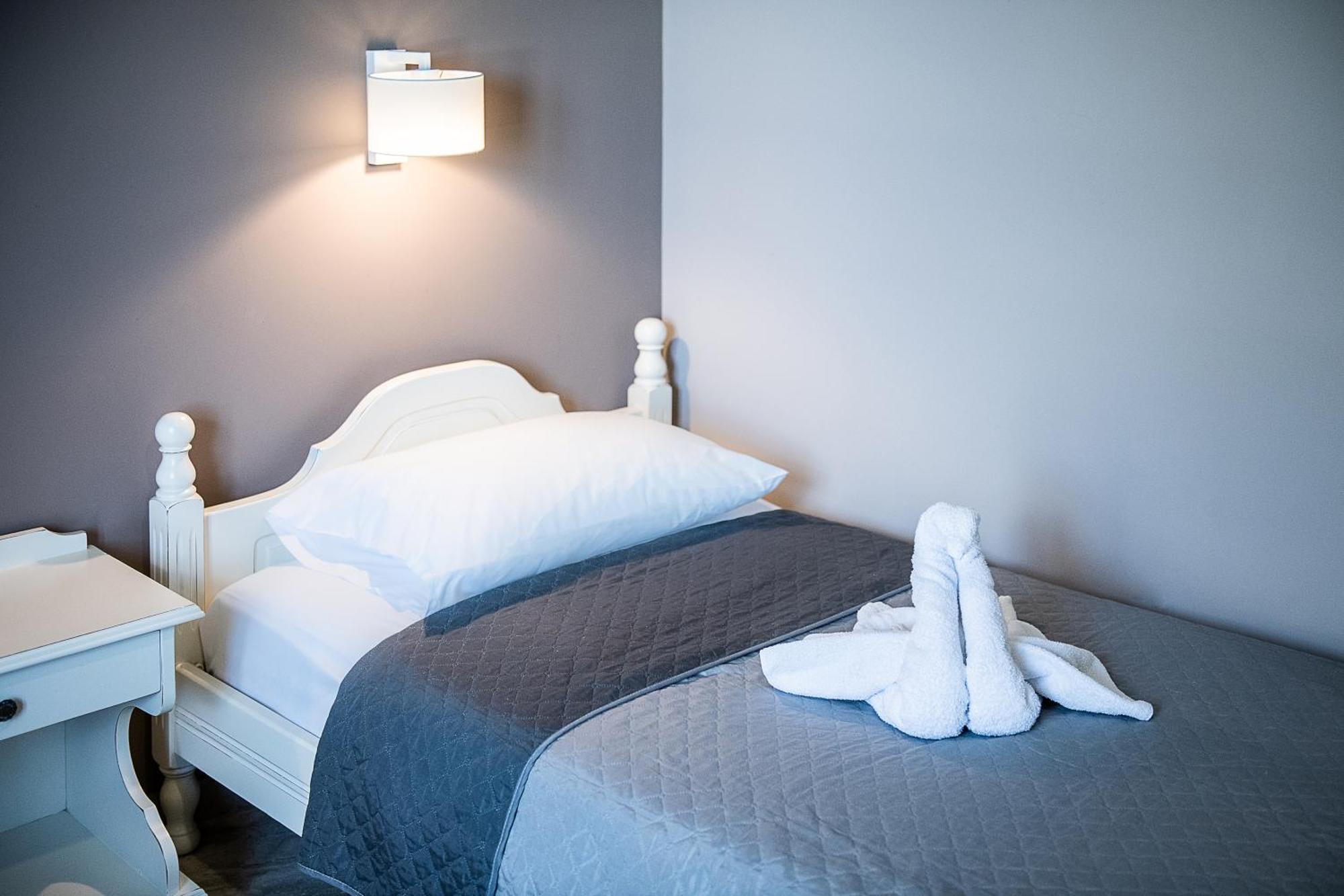 Lia Beachfront Apartments スタロス エクステリア 写真